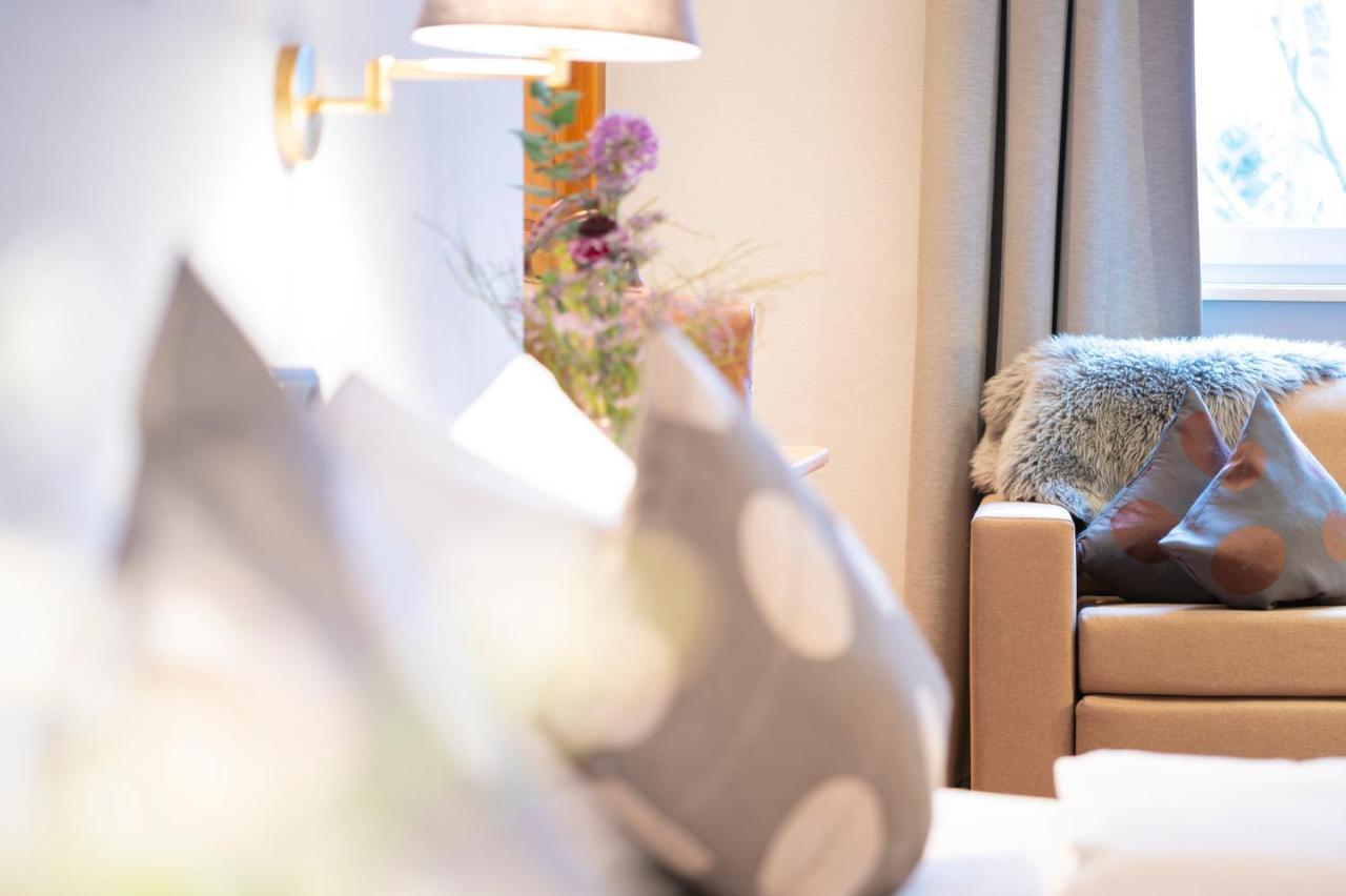 Landhotel 3Kronen Adelsdorf المظهر الخارجي الصورة