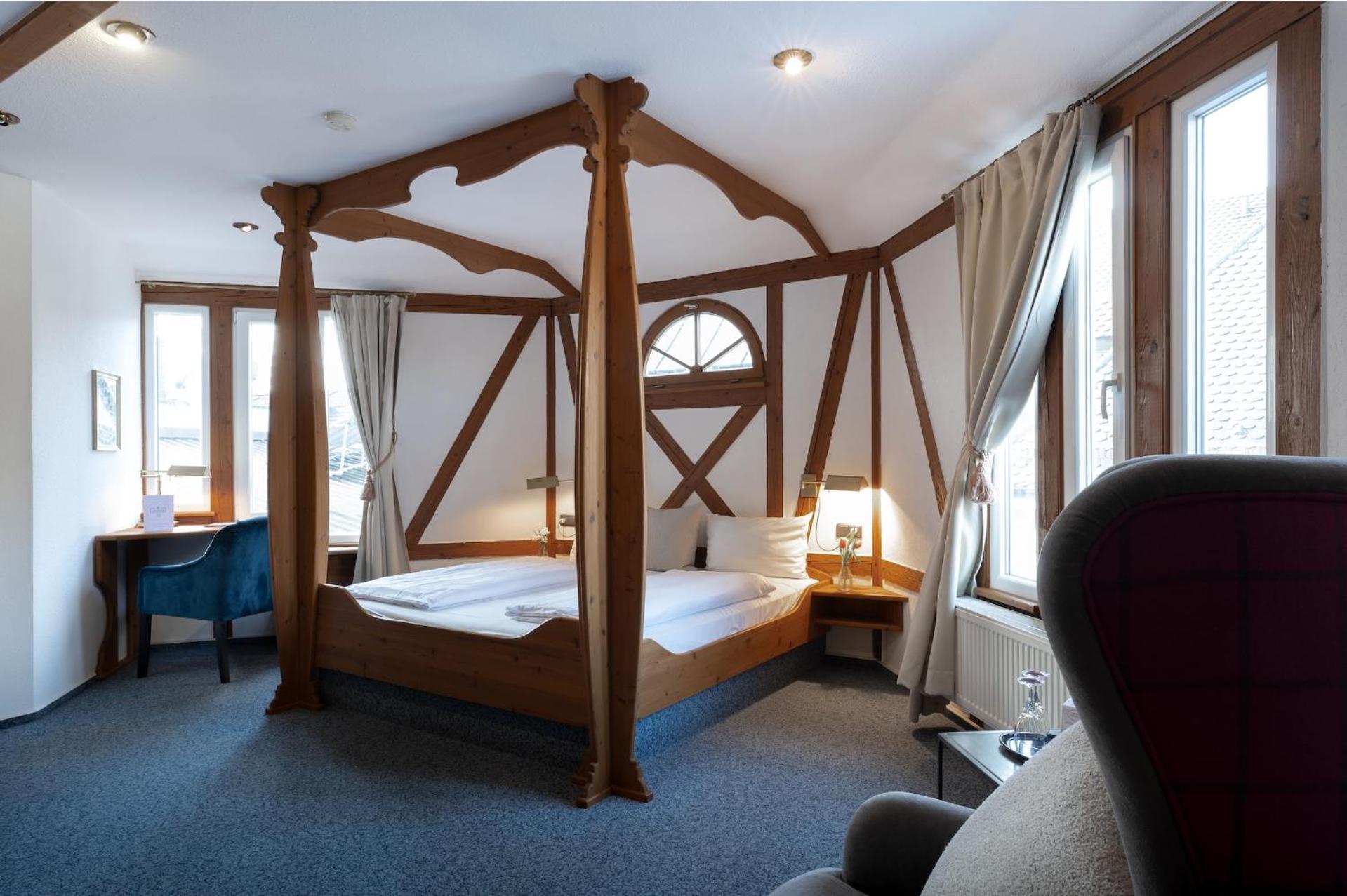 Landhotel 3Kronen Adelsdorf المظهر الخارجي الصورة