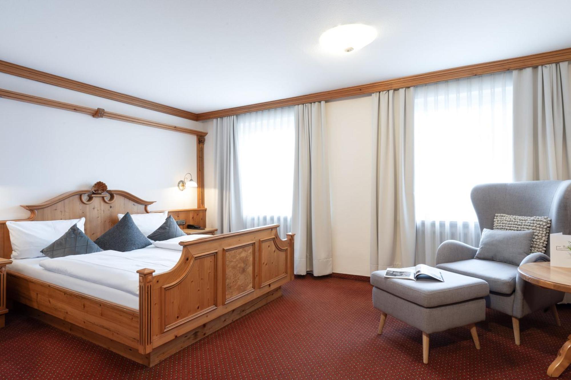 Landhotel 3Kronen Adelsdorf المظهر الخارجي الصورة