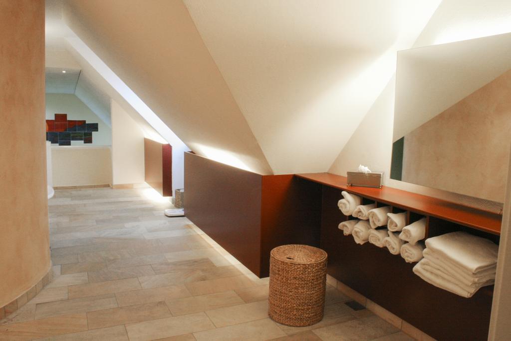 Landhotel 3Kronen Adelsdorf المظهر الخارجي الصورة